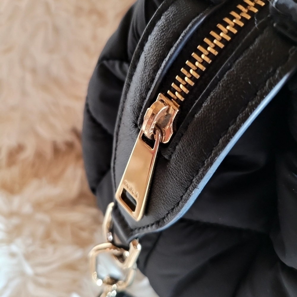 Furla Nylon Puffer Tote Black - Picture 4 of 14